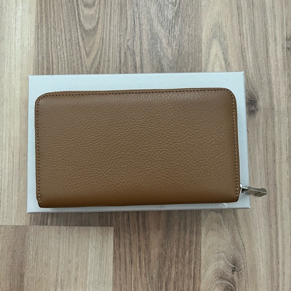 COCCINELLE Leather Zip Long Wallet - Picture 2 of 6
